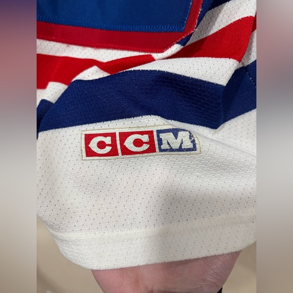 1993 NY Rangers Stanley Cup Mike Gartner Jersey CCM Tag Crazy Patch Size Medium - Picture 8 of 10